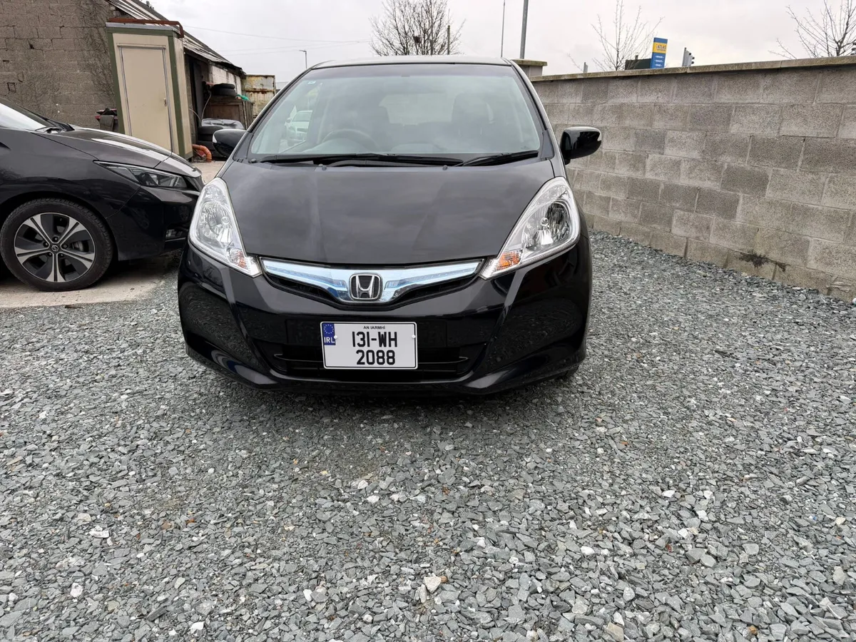 Honda Fit 2013 ** LOW MILEAGE** - Image 1