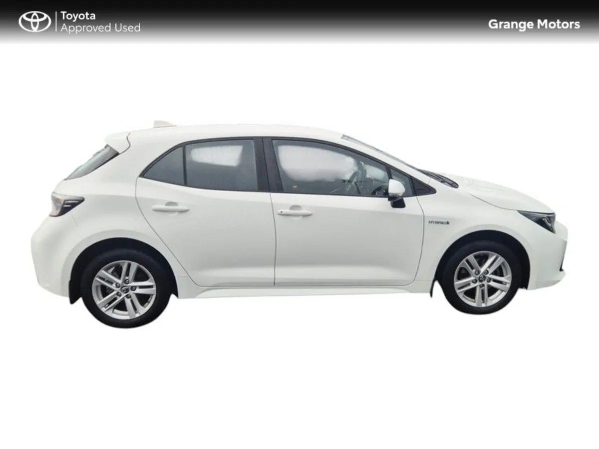 Toyota Corolla 1.8 HYBRID LUNA H/B 5DR - Image 4