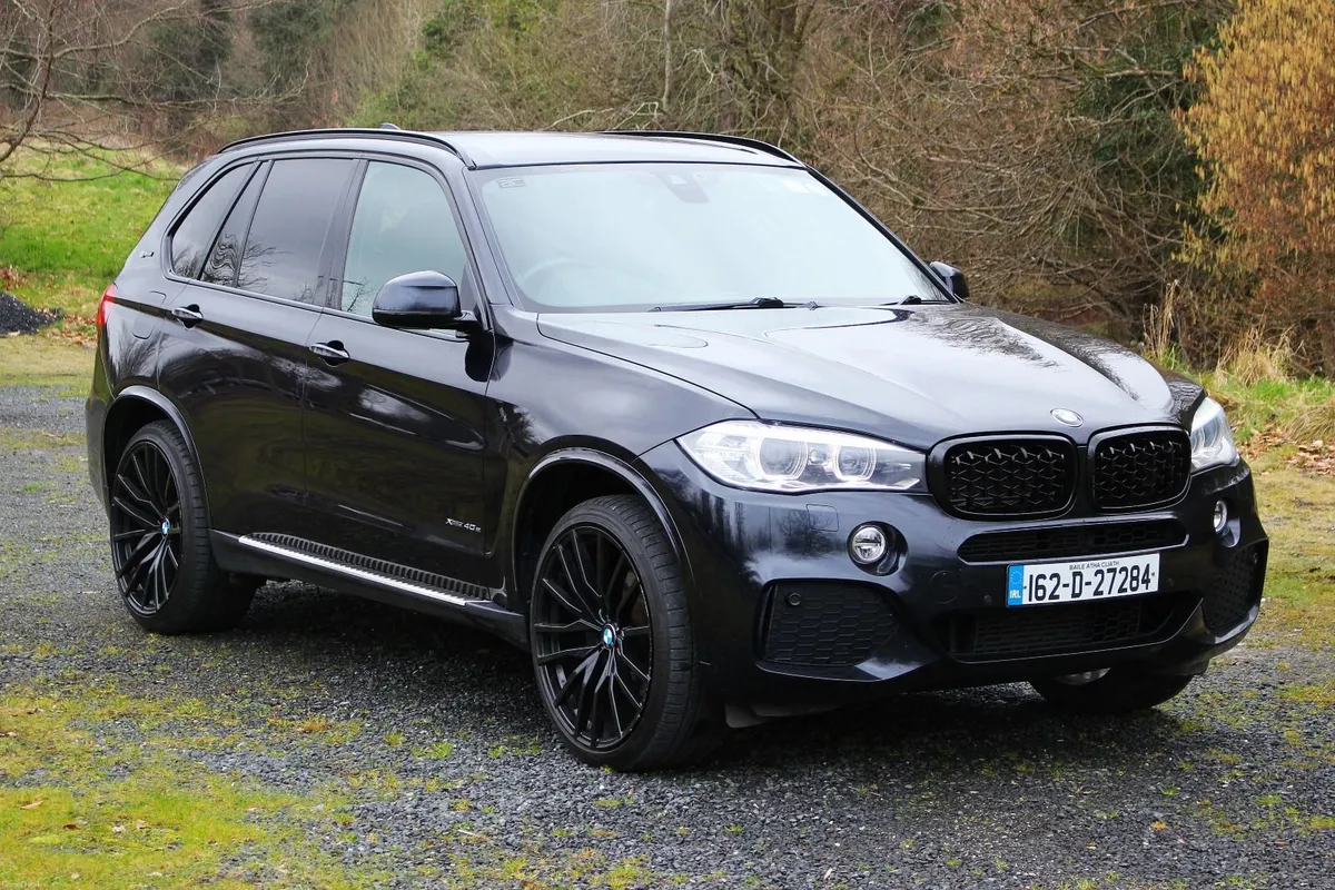 BMW X5 XDrive M-SPORT 40E/MASSIVE SPEC/MINT - Image 1