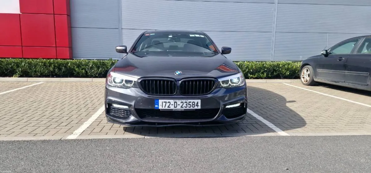 2017 (172) BMW 5 Series
530D M SPORT - Image 3