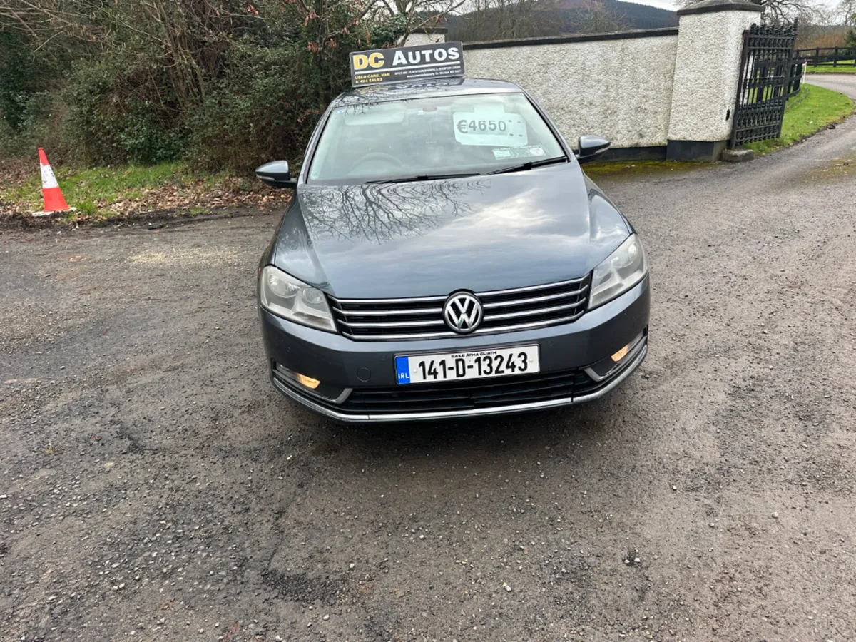 Volkswagen Passat 2014 - Image 2