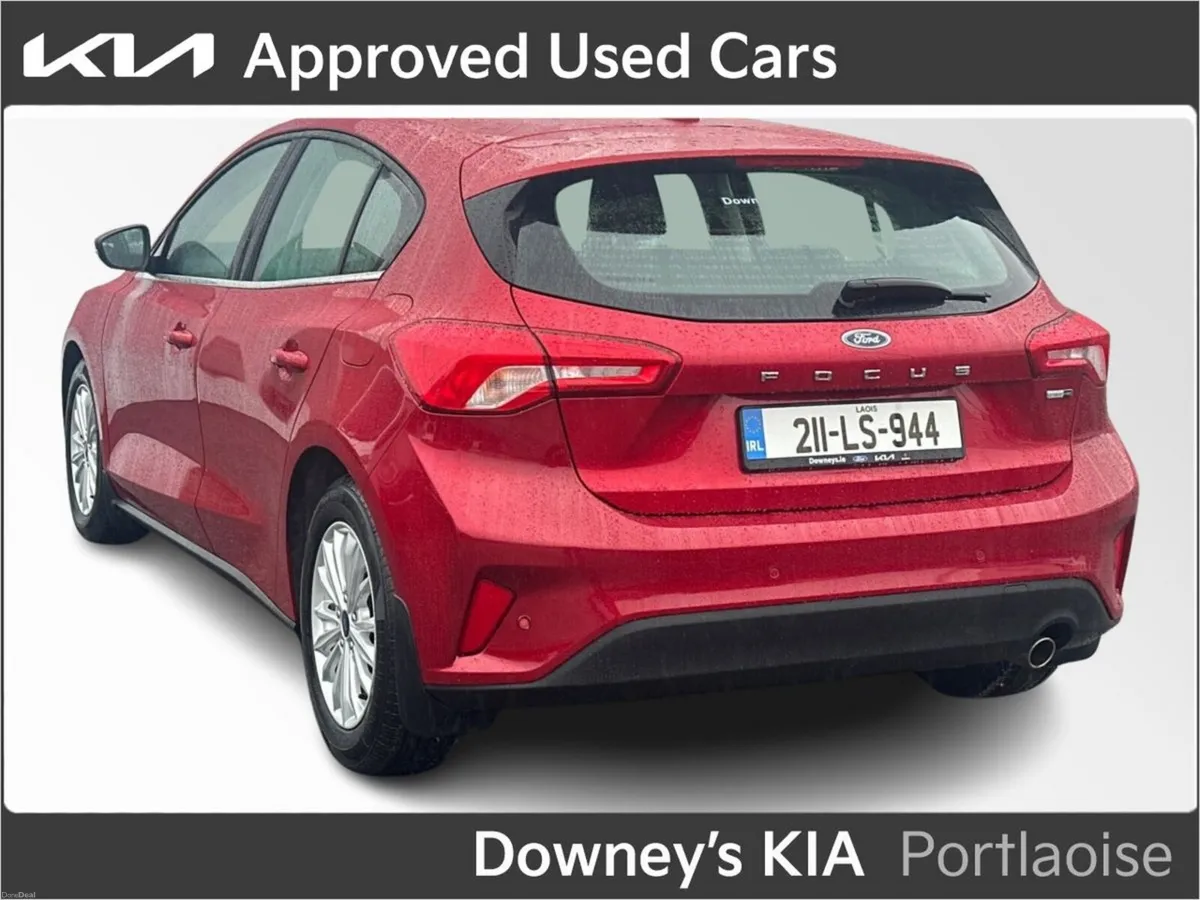 Ford Focus 1.0 PETROL Titanium - Image 3