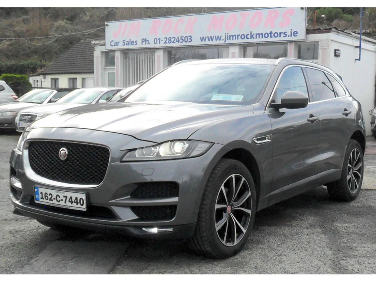 Jaguar F-Pace 2.0 D PORTFOLIO  AUTO.......NCT 09/2 - Image 3