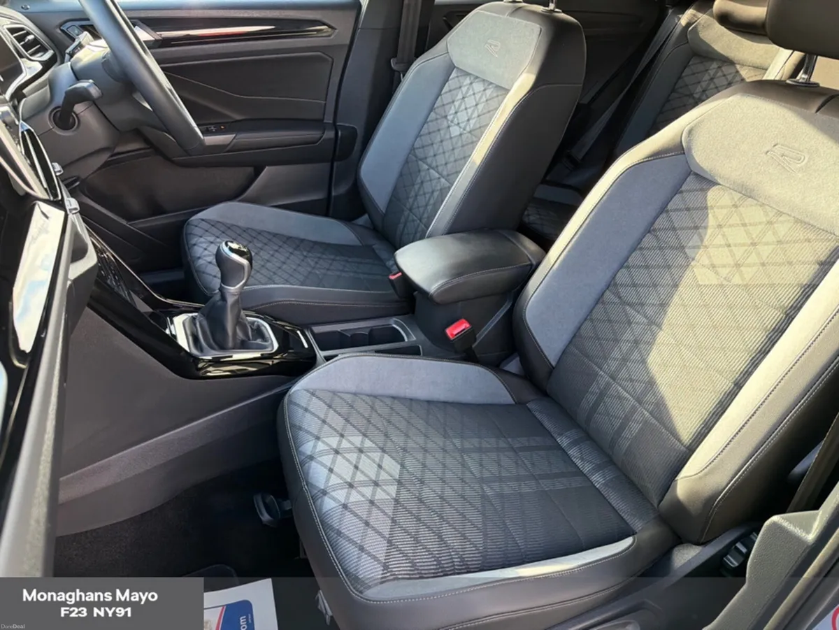 Volkswagen T-Roc R LINE 1.0 TSI 110HP 5DR - Image 4