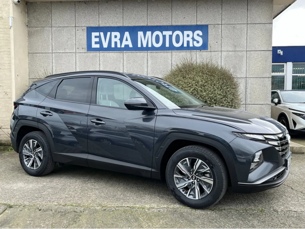 Hyundai Tucson EXECUTIVE HYBRID 1.6 PETROL //FULL - Image 2