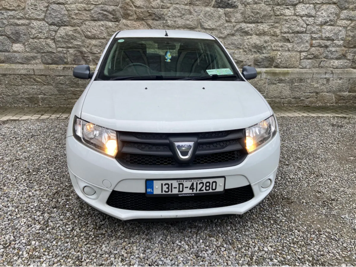 Dacia Sandero 1.2 AMBIANCE 75BHP 5DR - Image 3