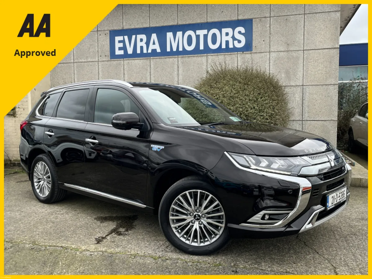 Mitsubishi Outlander INSTYLE 2.4 PLUG IN PETROL HY - Image 1