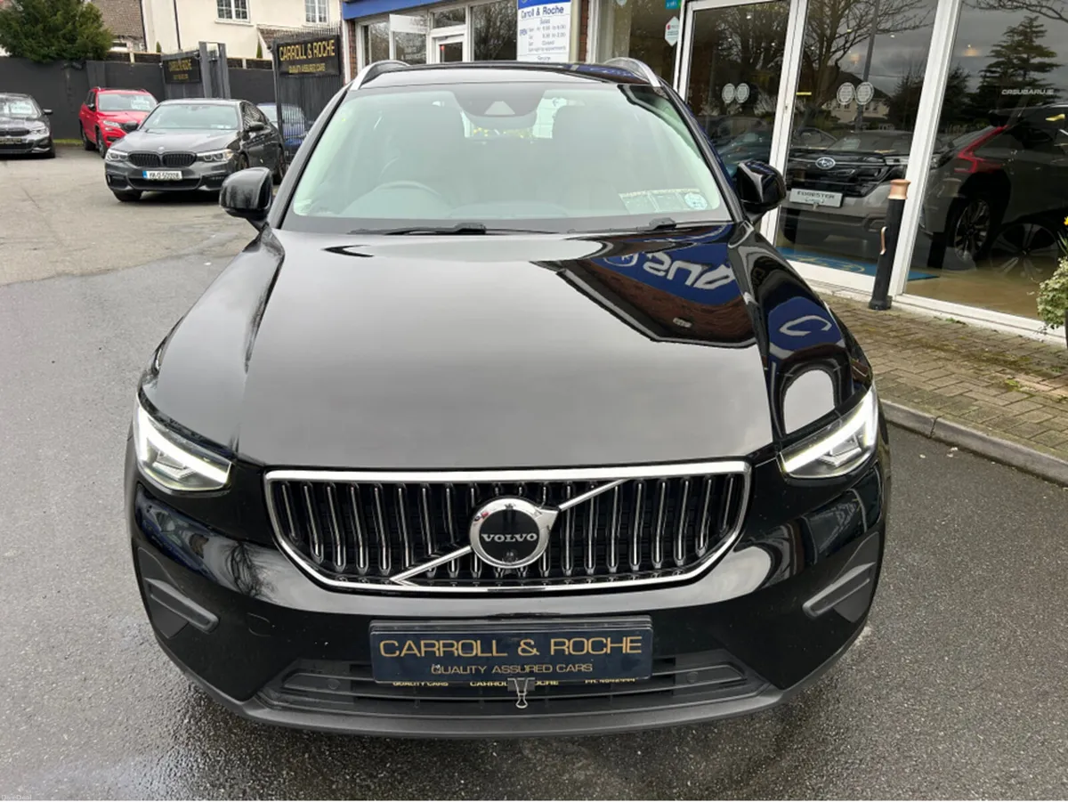 Volvo XC40 PHEV T4 Plus - Black + Black - Bright E - Image 4