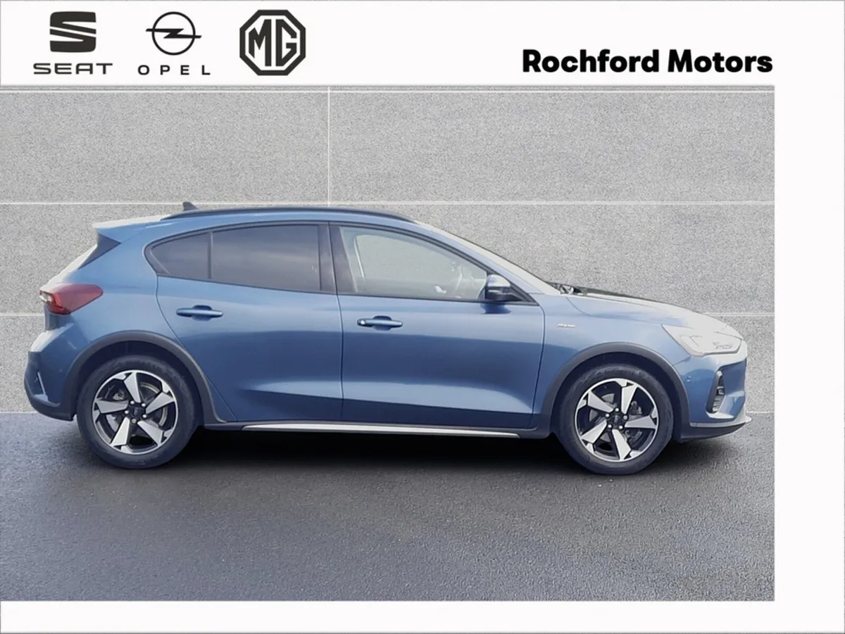 Ford Focus ACTIVE 5DR 1.0T 125 M6 - Image 3