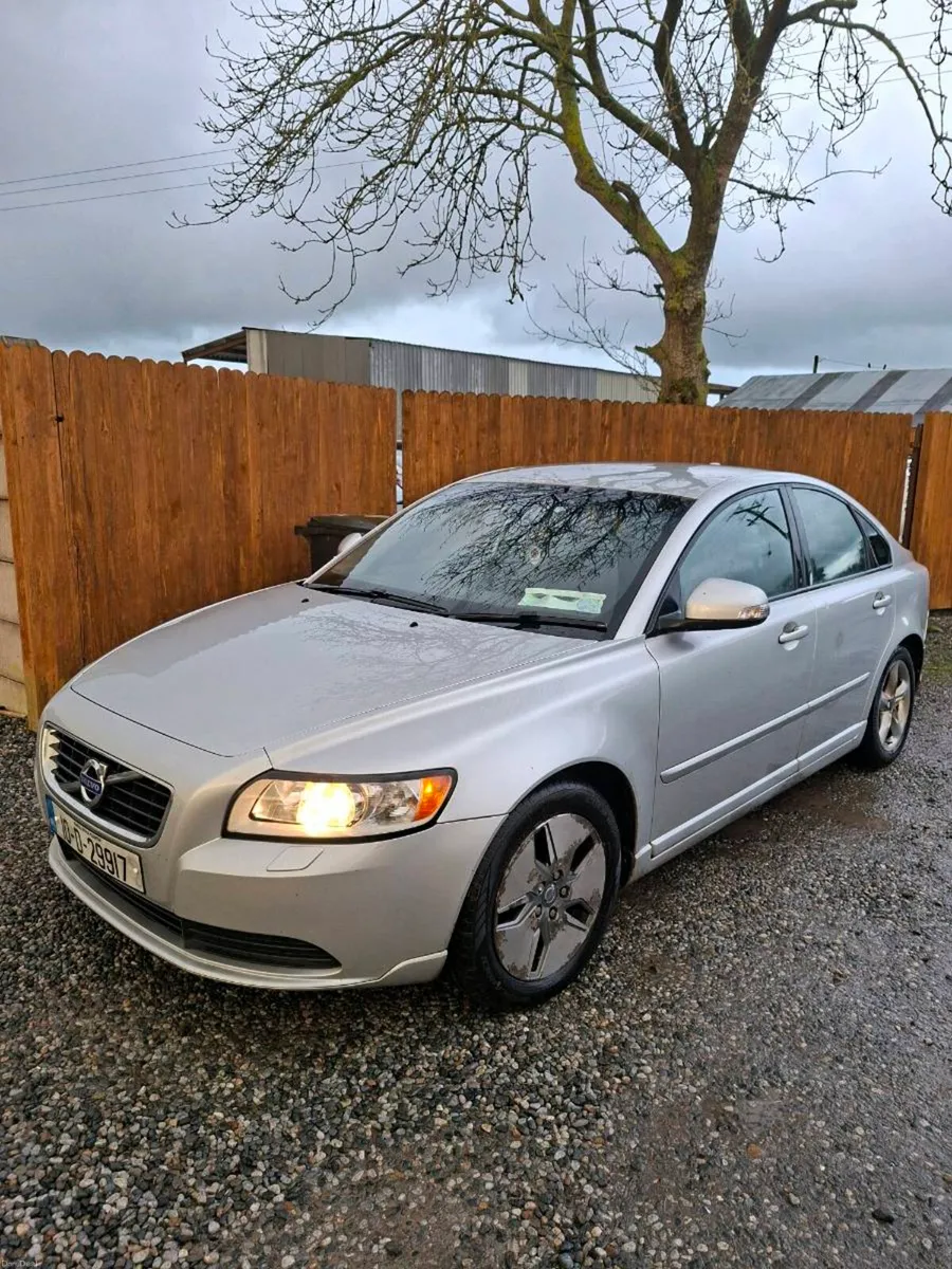 VOLVO S40 2010 1.6 DIESEL - Image 1