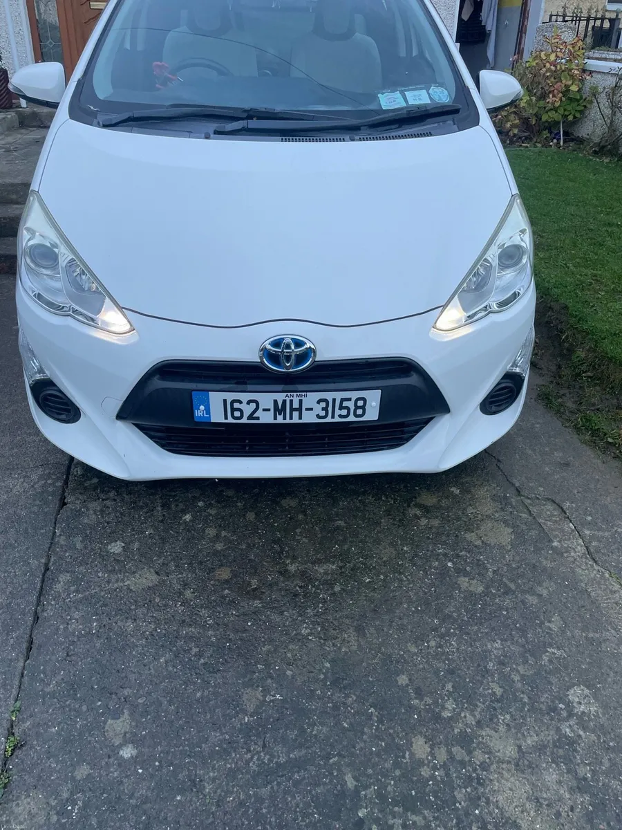 Toyota aqua - Image 4