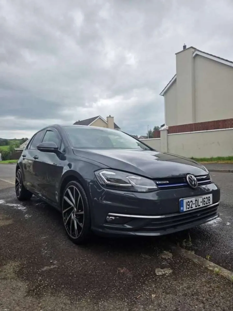 Volkswagen Golf - Image 2