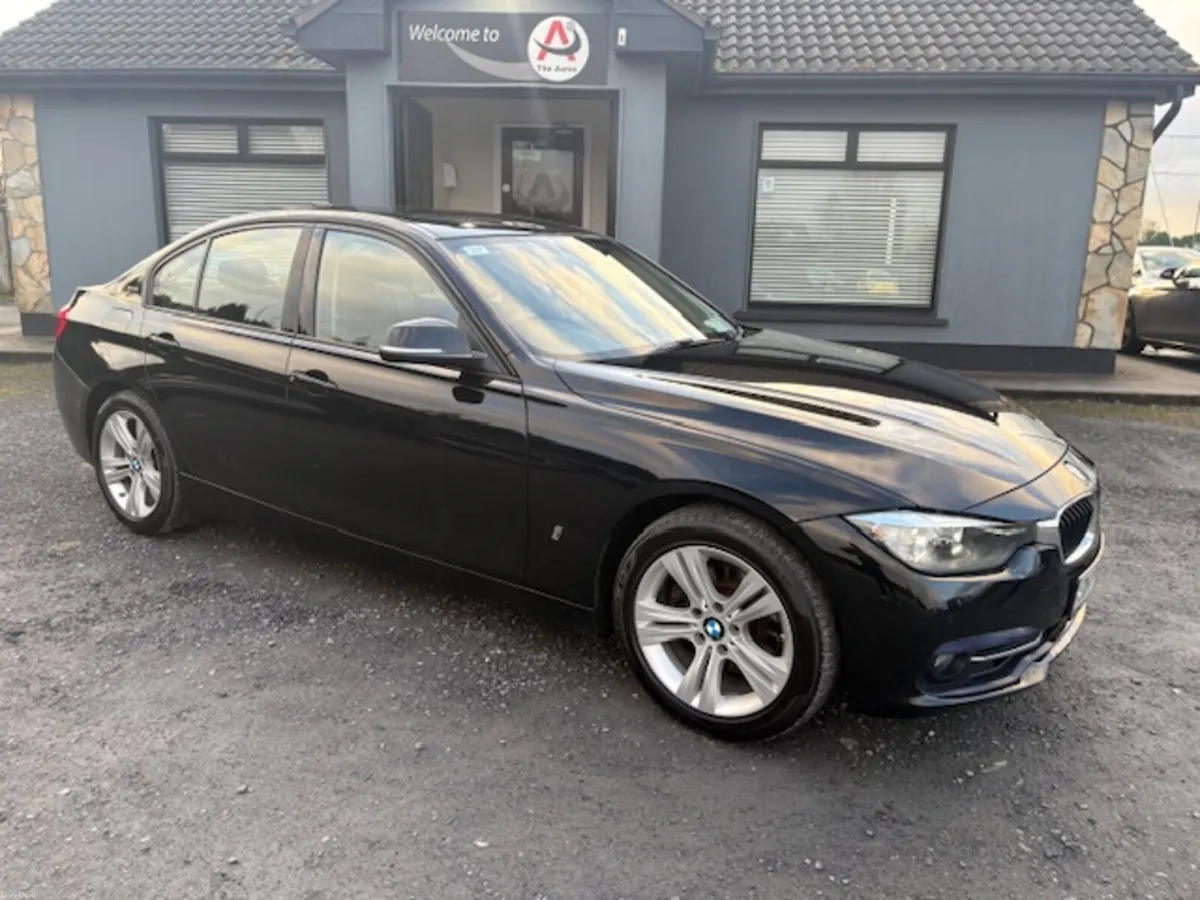 BMW 3-Series 2017 - Image 2