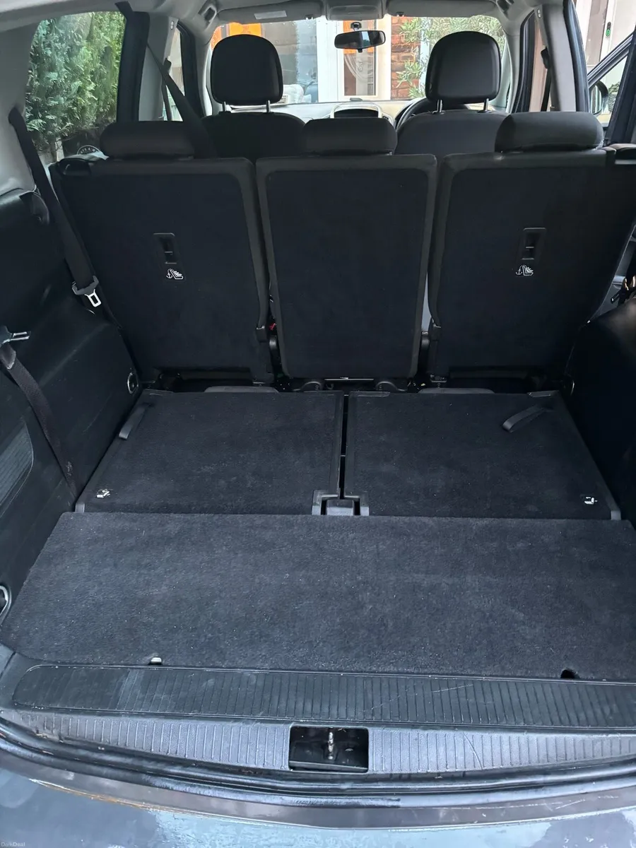 Vauxhall Zafira 7 seater - Image 4