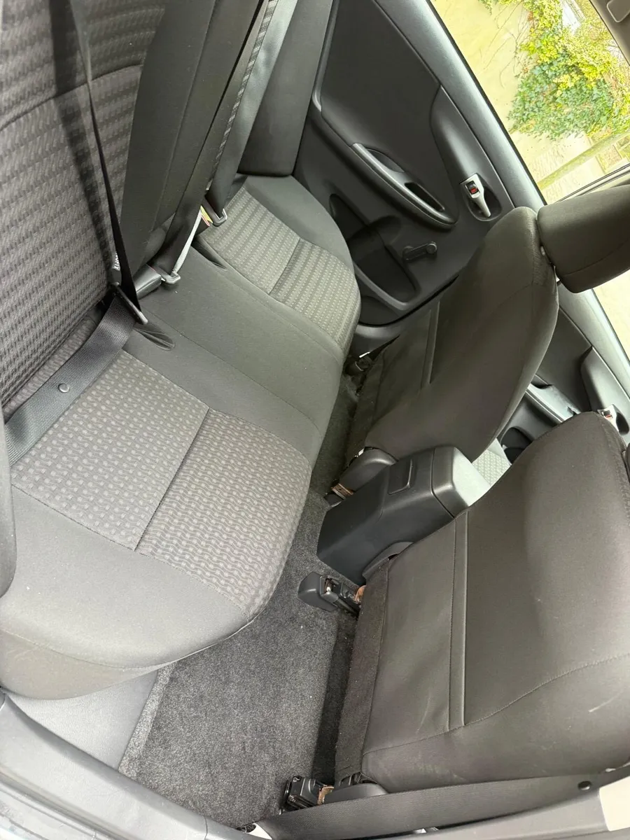 2013 Toyota Corolla 1.4 D4D - Image 6