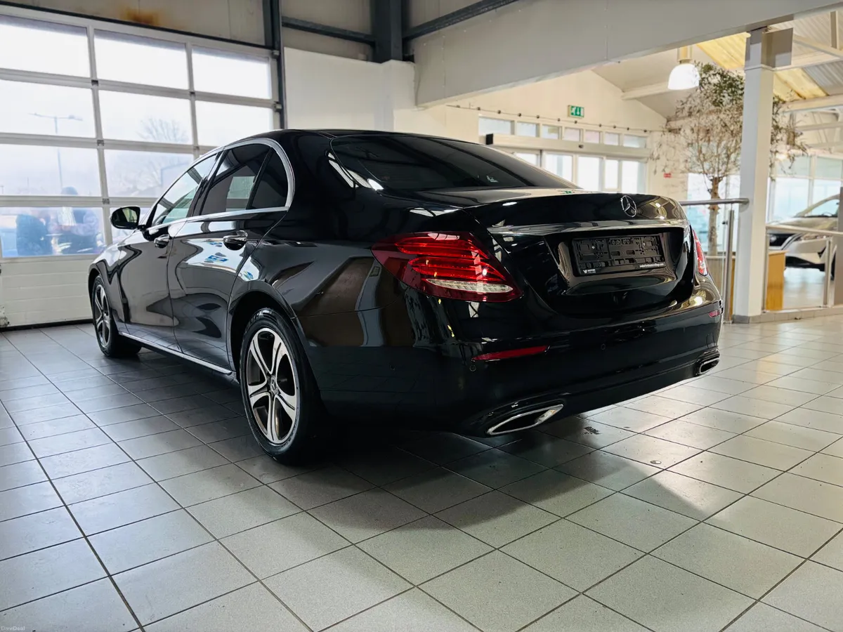 Mercedes-Benz E-Class 2019 Avant-garde - Image 4