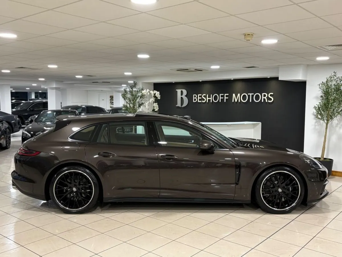 Porsche Panamera 4 E-HYBRID SPORT TURISMO=HUGE SPE - Image 2