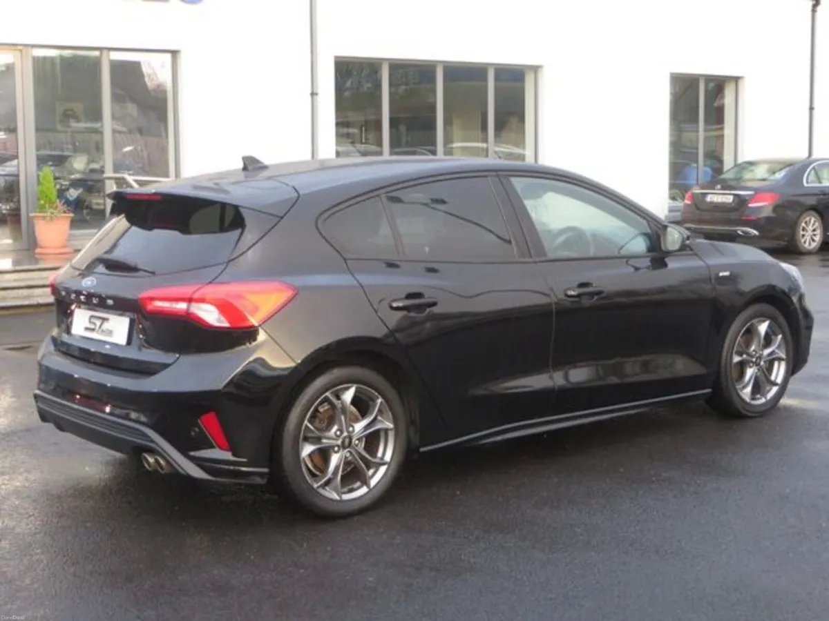 Ford Focus ST-LINE 1.5 TDCI - Image 3