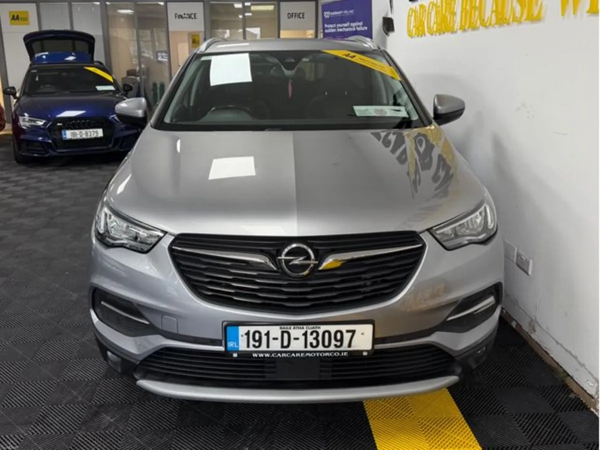 Opel Grandland X SRI 1.2I 130PS 4DR - Image 2