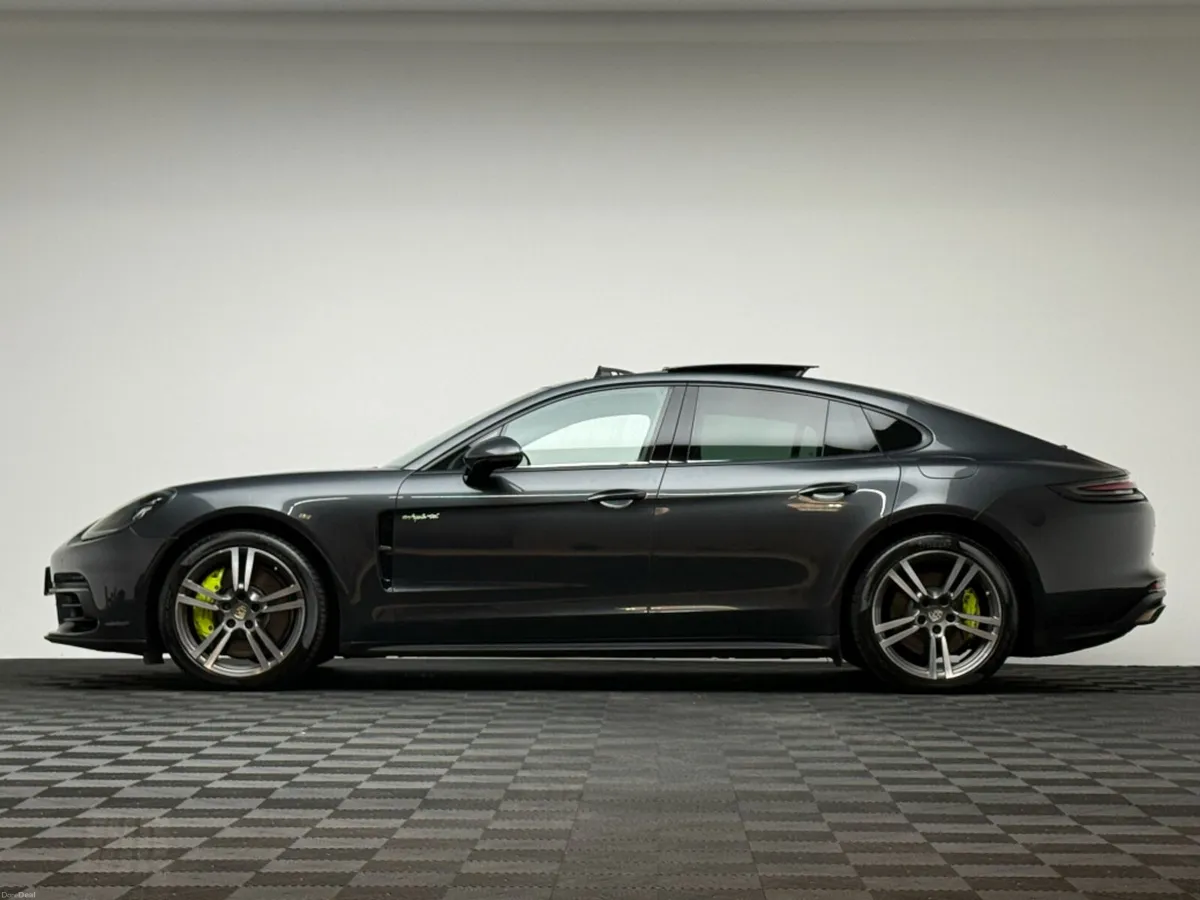 Porsche Panamera 4 2.9 V6 E-HYBRID 462HP *PAN ROOF - Image 4