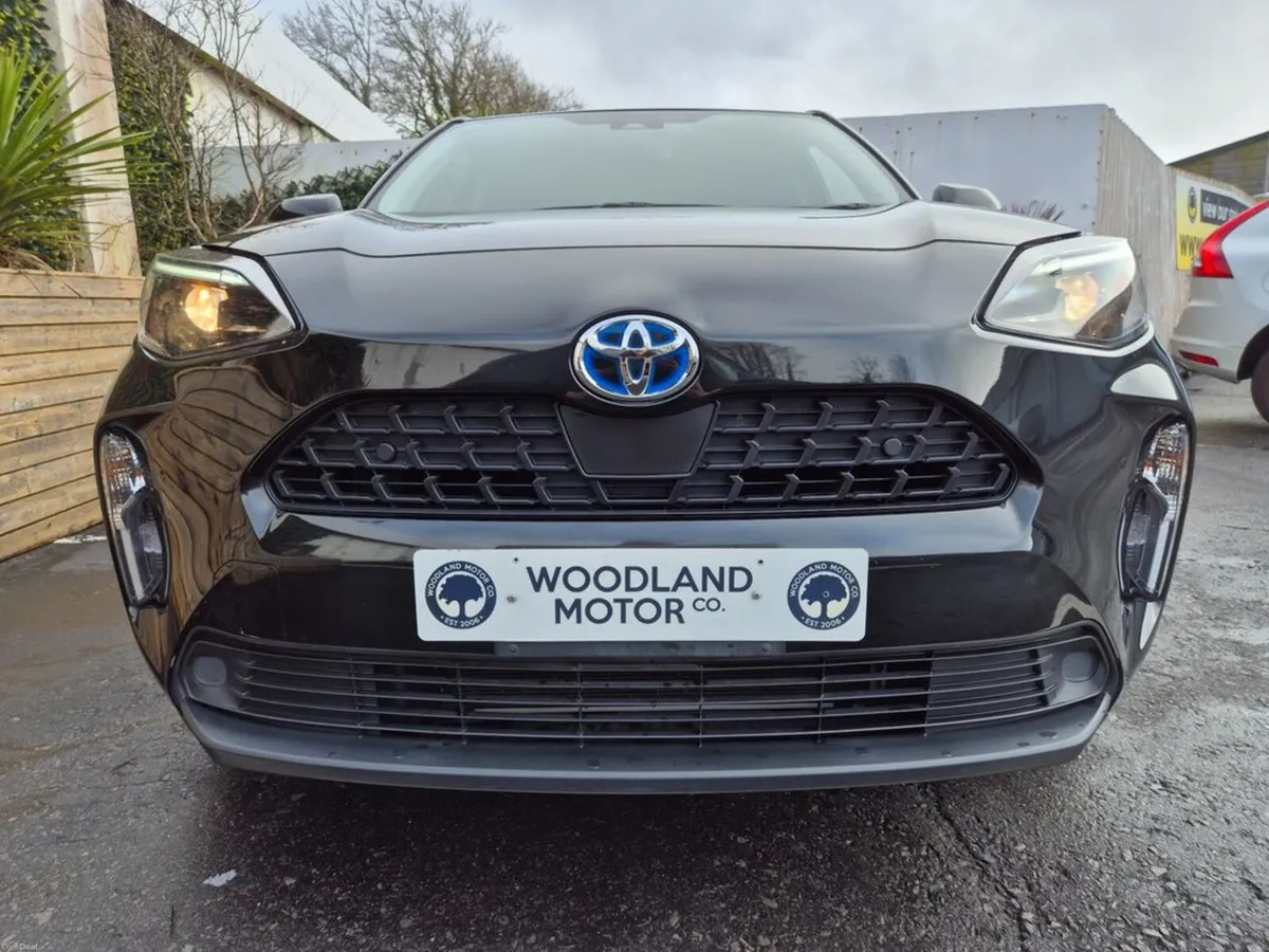 Toyota Yaris Cross 1.5 HYBRID / X SPEC / TAX €160 - Image 4
