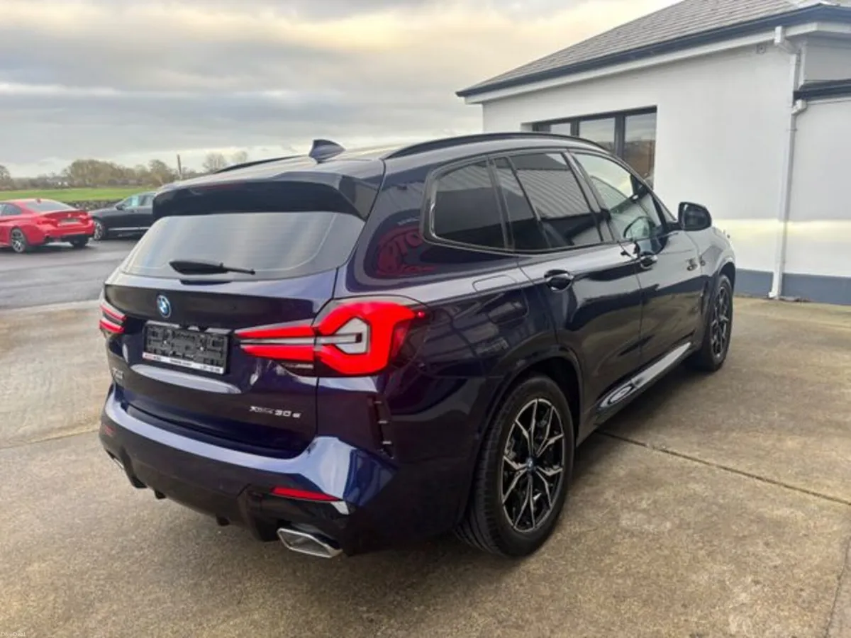 BMW X3 X DRIVE 30E M SPORT TECH PLUS PACK - Image 4