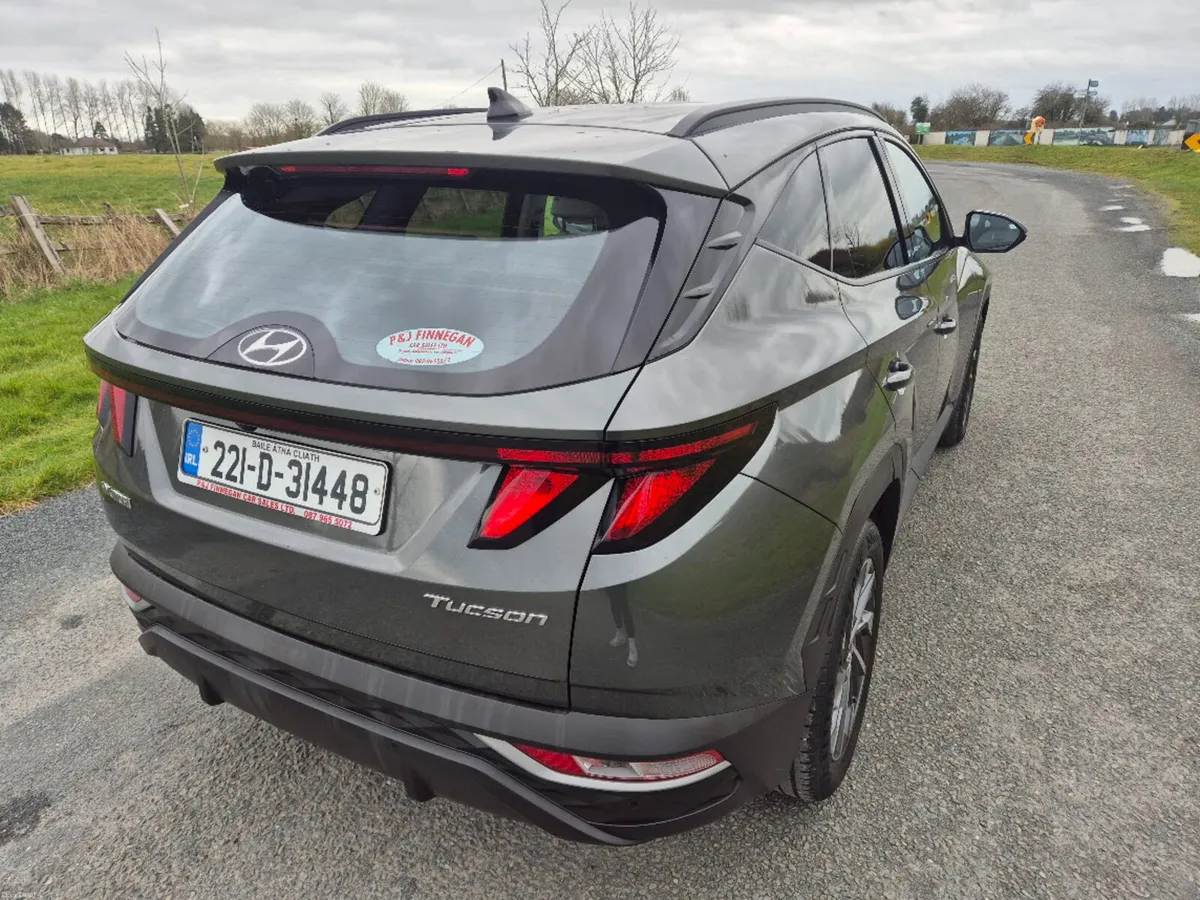 2022 (221) Hyundai Tucson IX35 EXECUTIVE 5DR - Image 4