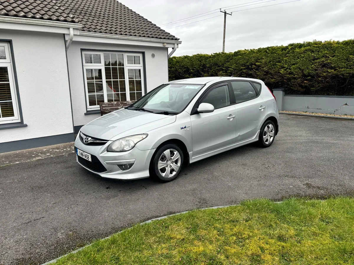 Hyundai I 30 New NCT Full Service Petrol 1.4 - Image 1
