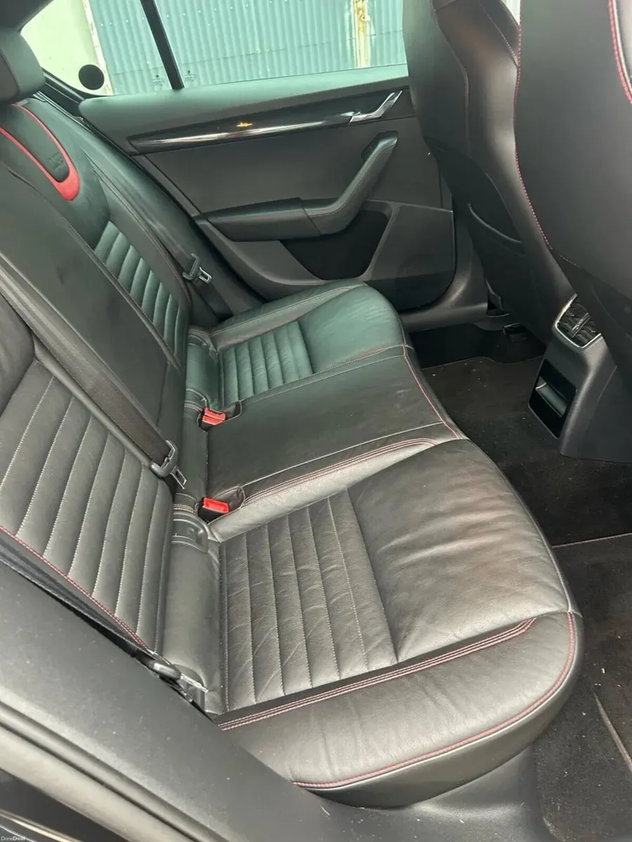 Skoda Octavia 2016 - Image 4