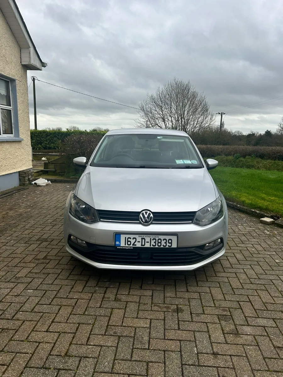 Volkswagen Silver Polo - Image 4