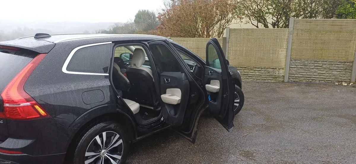 Volvo XC60 2020 - Image 5