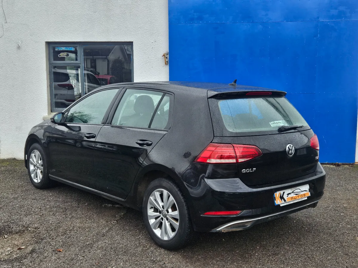 Volkswagen Golf 2017 - Image 2