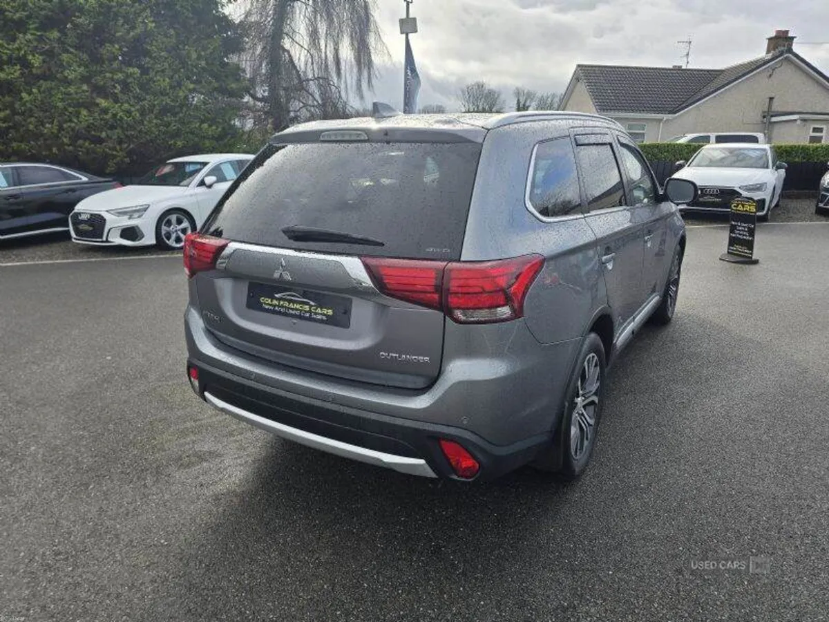 Mitsubishi Outlander 3 - Image 4