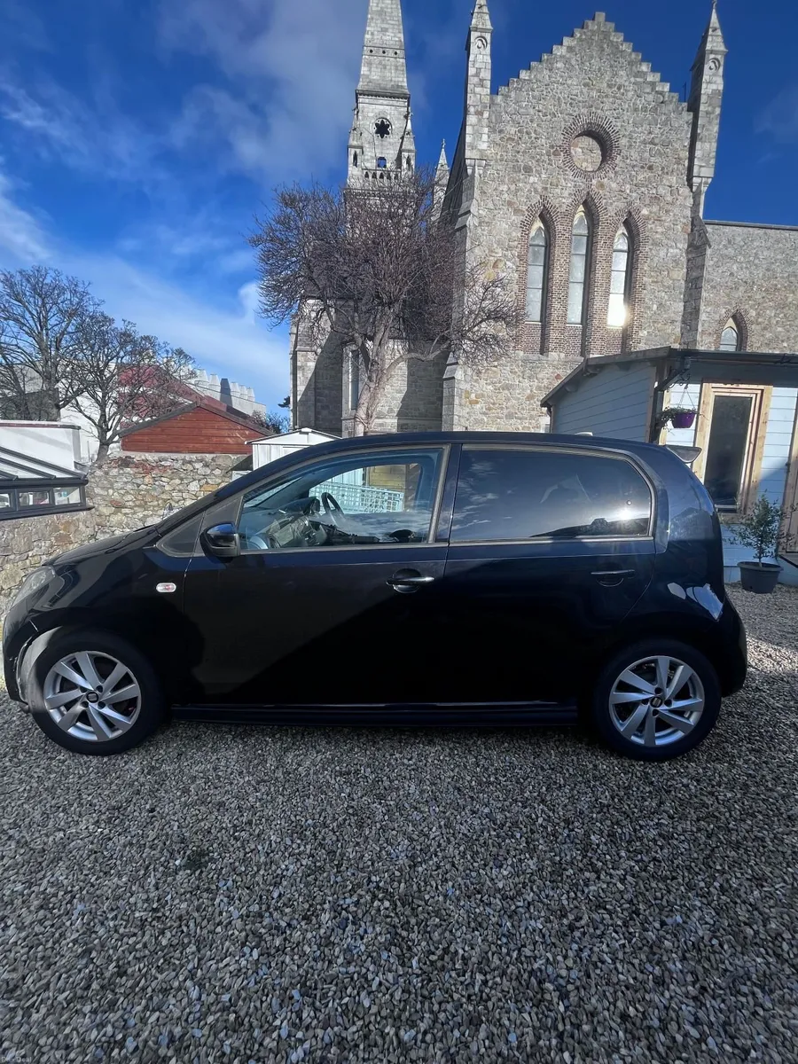 SEAT Mii 2012...4 DOOR...VERY LOW KM...super deal - Image 4