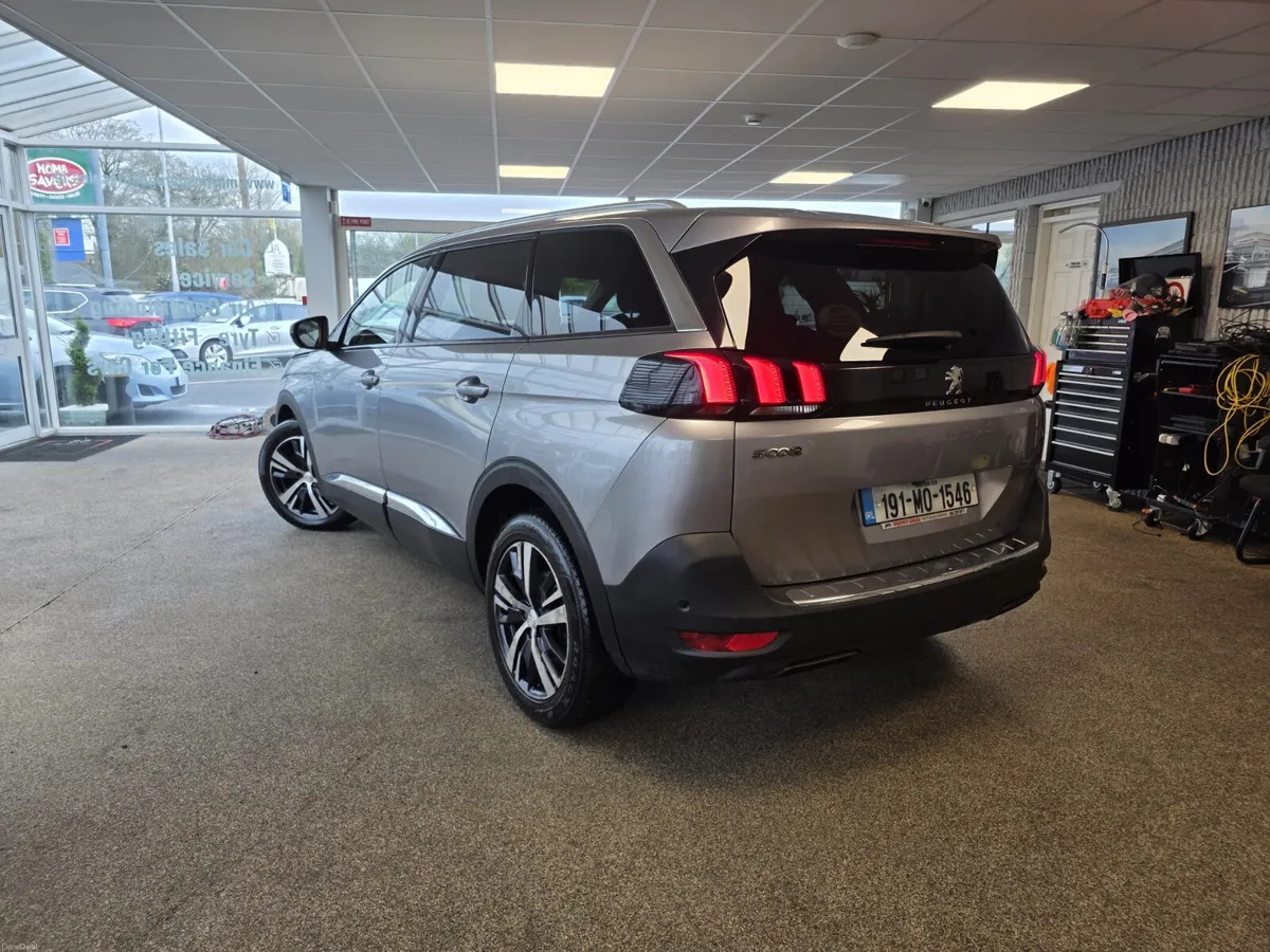 Peugeot 5008 Allure 1.5 Blue hdi 130 2019 - Image 4