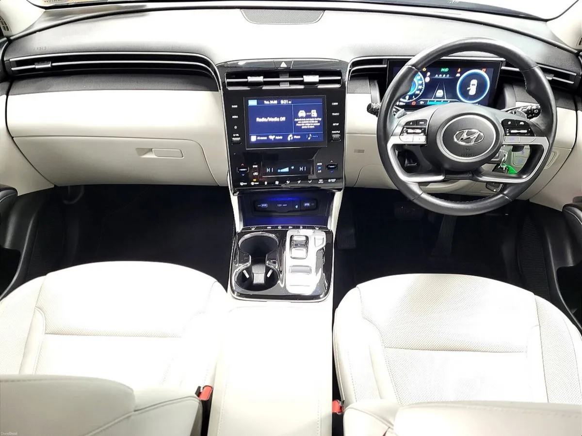 Hyundai Tucson  IX35 EXECUTIVE 2TONE HEV AUTO - Image 4
