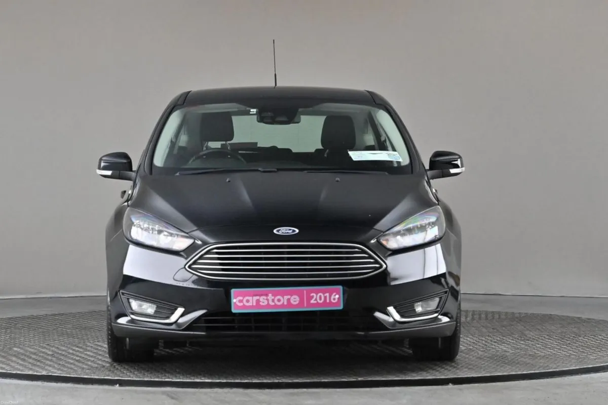 Ford Focus 1.5 TDCi 120BHP TITANIUM 6SPD **SAT NAV - Image 2