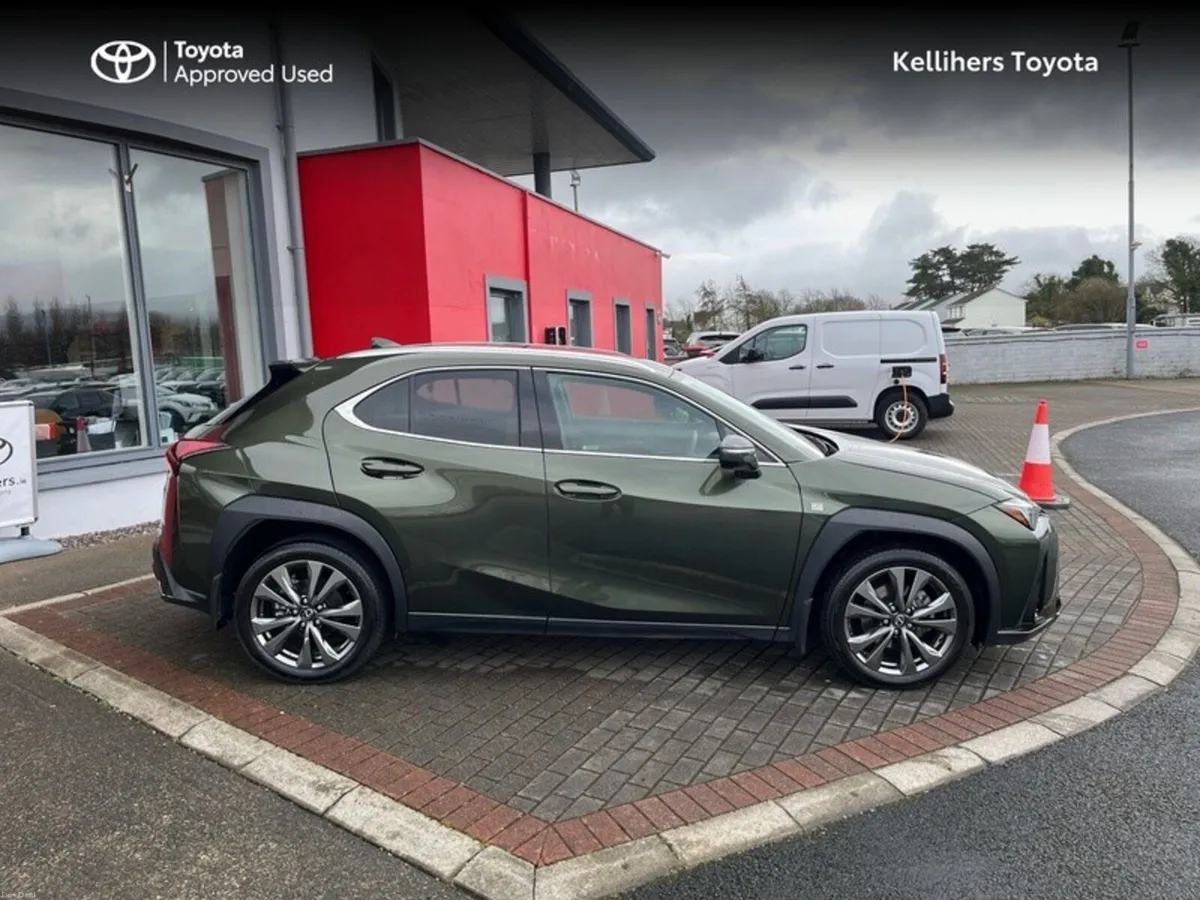 Lexus UX UX300H F SPORT DESIGN - Image 3