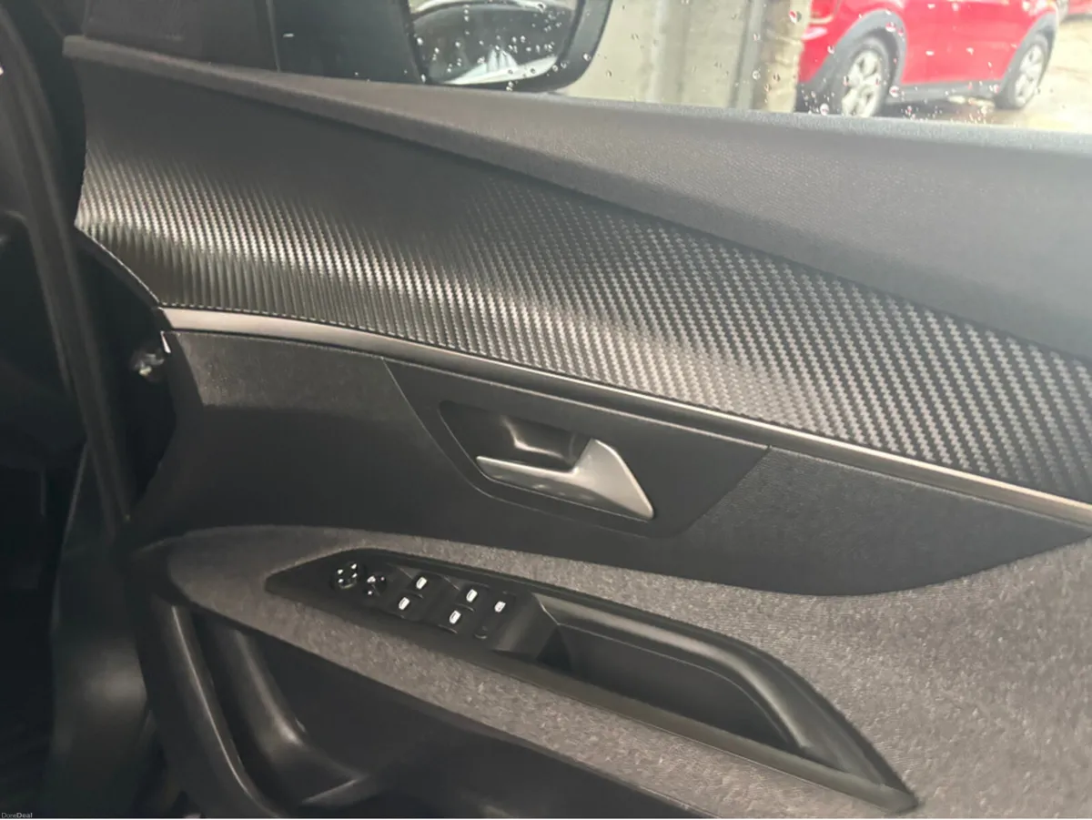 Peugeot 3008 ACTIVE 1.5 BLUE HDI 130 6 6.2 4DR - Image 4