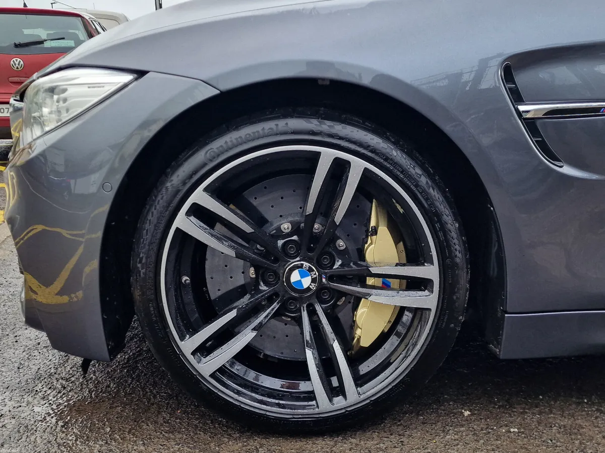 BMW M4 Manual **£10435 OF OPTIONS** - Image 5