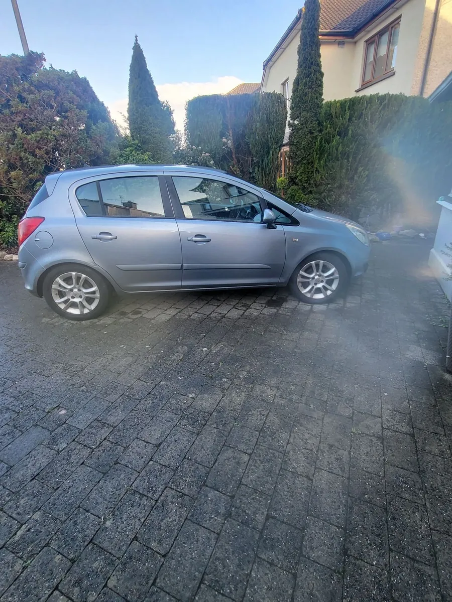 Vauxhall Corsa 2009 - Image 3