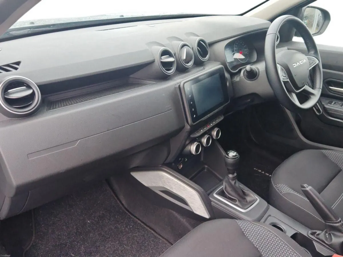 Dacia Duster 1.5 Blue dCi 115 Journey - Image 4