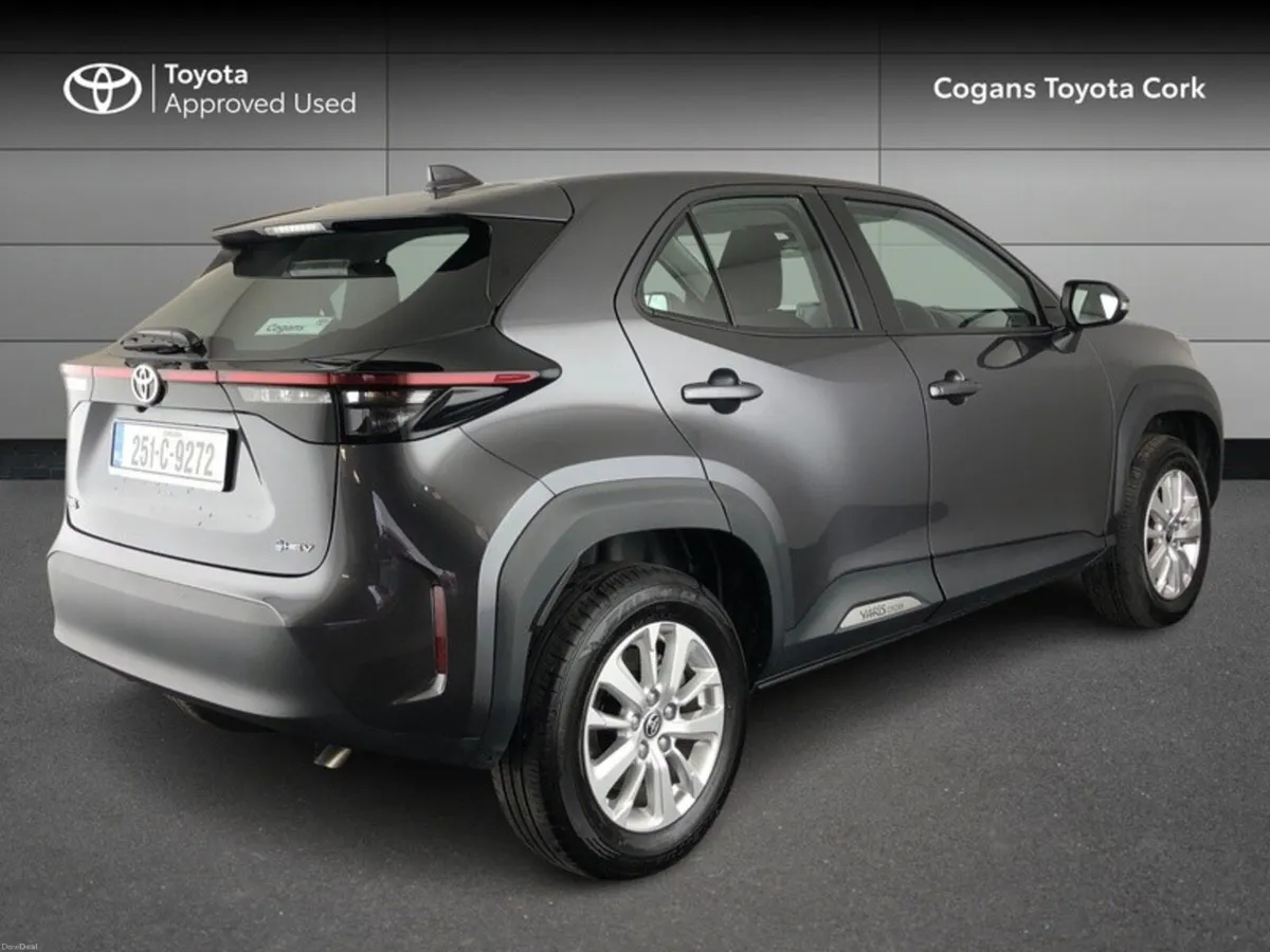 Toyota Yaris Cross YARIS CROSS LUNA - Image 2