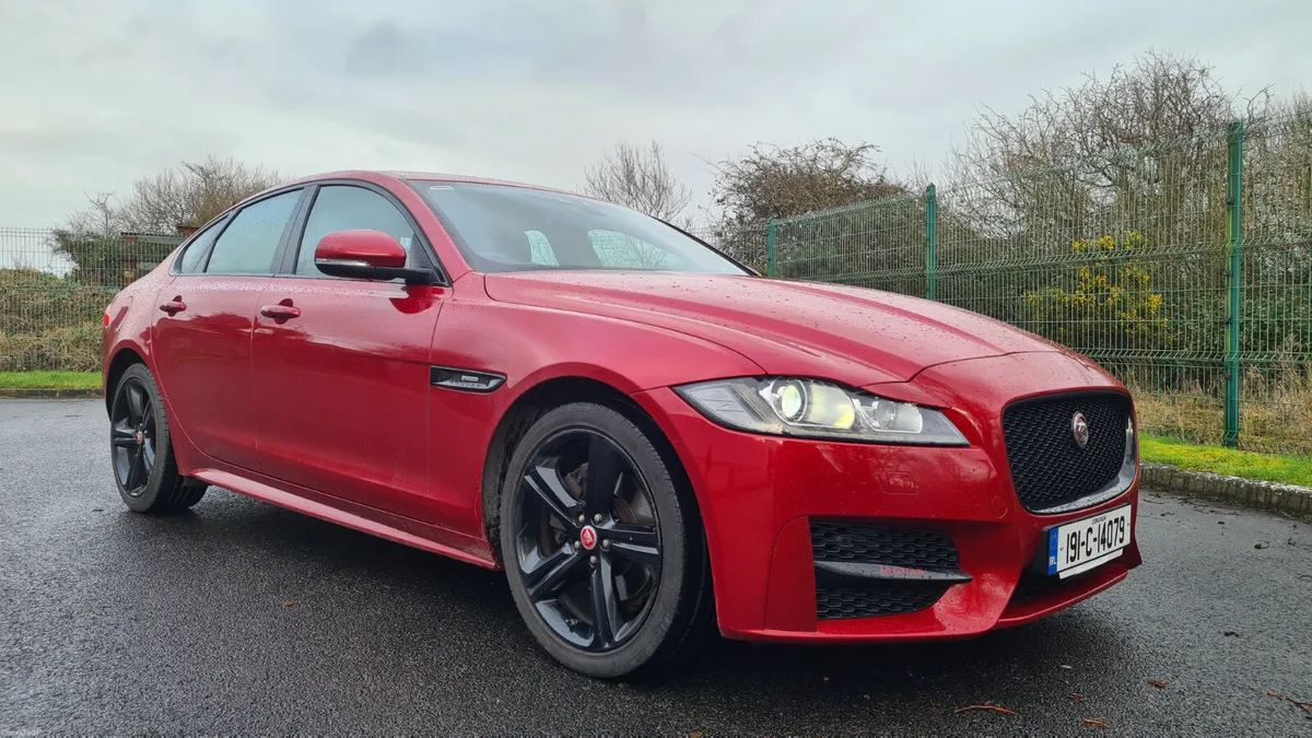 JAGUAR XF 2019 R-SPORT LOW MILEAGE ONE OWNER - Image 1