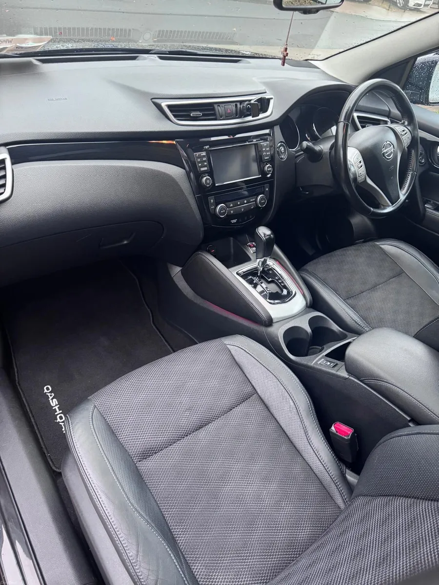 Nissan qashqai automatic - Image 2