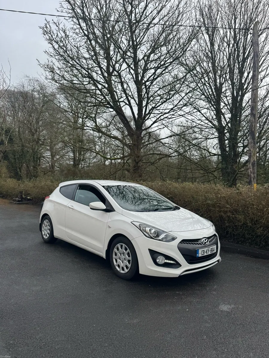 2013 Hyundai i30 Van 1.4 Diesel - Image 1