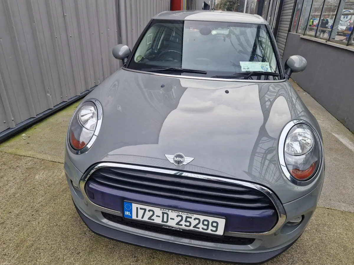 Mini Cooper AUTO , WARRANTY ,FINANCE ,VERY LOW KMS - Image 2