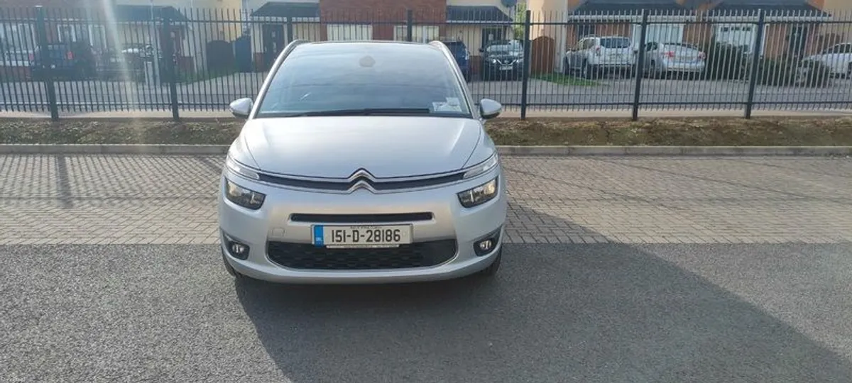 7 Seater Automatic Citroen C4 Grand Picasso Exclus - Image 1