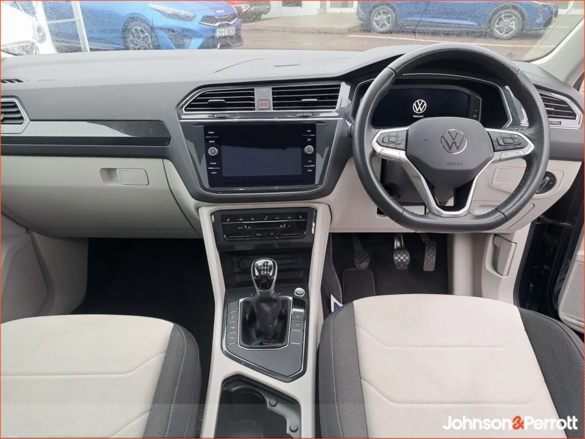 Volkswagen Tiguan 2.0 TDI 150HP Elegance - Image 4
