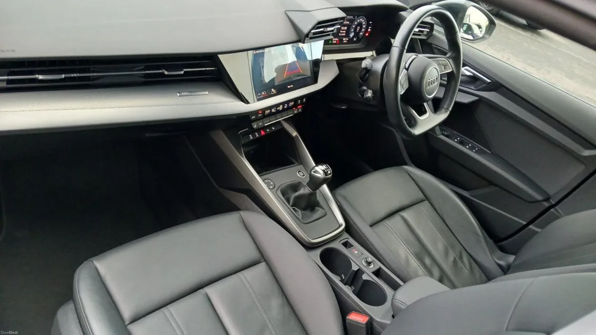 Audi A3 SE 30 TDI 116HP **HEATED FRONT SEATS, LEAT - Image 3